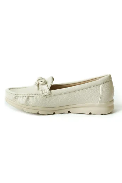 01-4624 Flat Moccasin