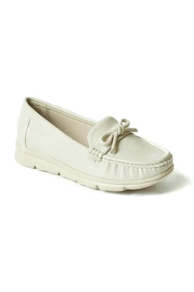 01-4624 Flat Moccasin