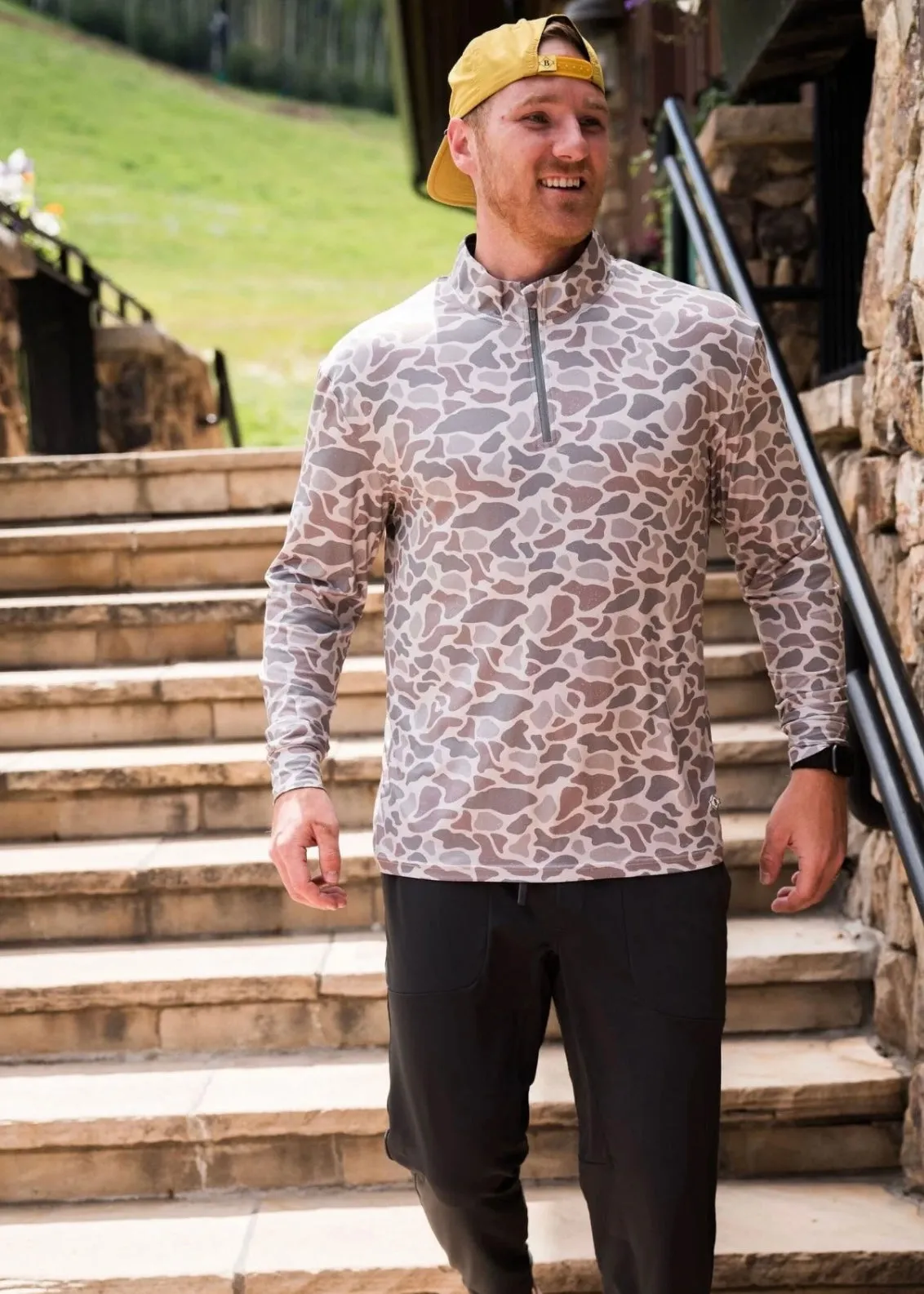 Burlebo Performance  Quarter Zip | Classic Deer Camo