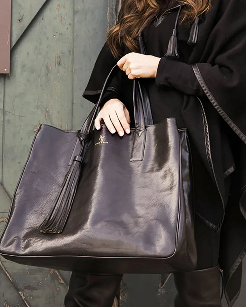 Leather Wellington Weekender in Black