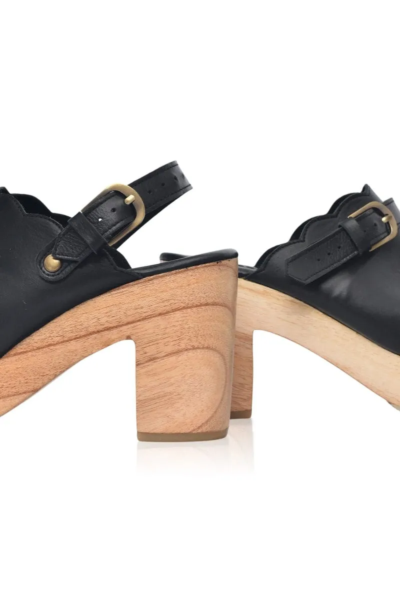 Sierra Convertible Leather Clogs in Black