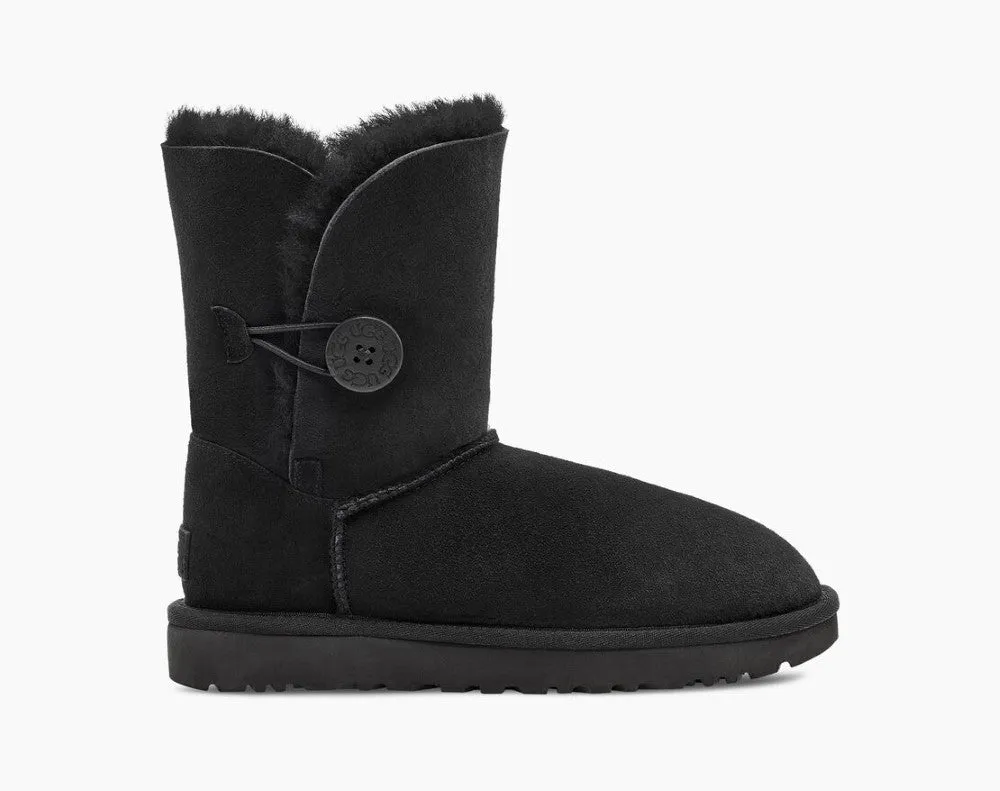 UGG Womens Bailey Button II Boot