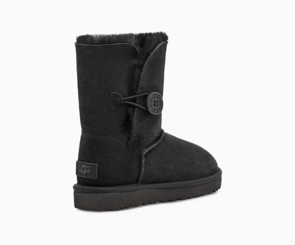 UGG Womens Bailey Button II Boot